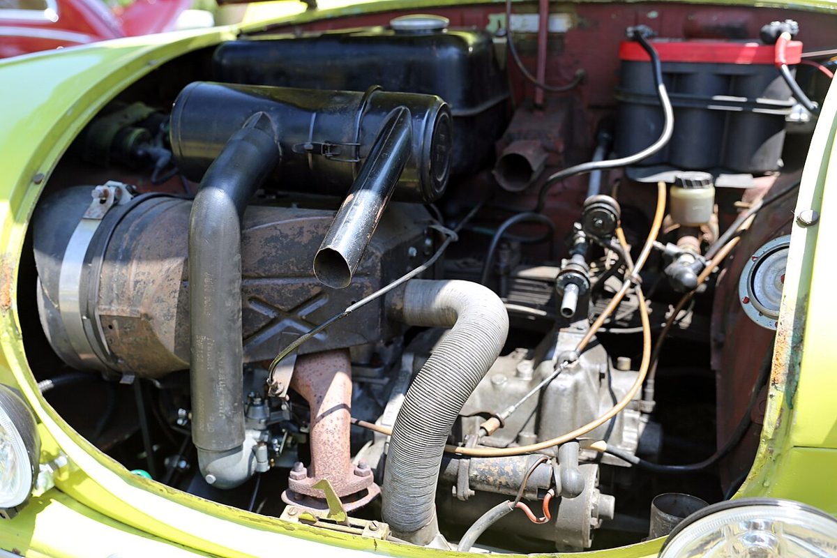 Trabant P50 engine bay